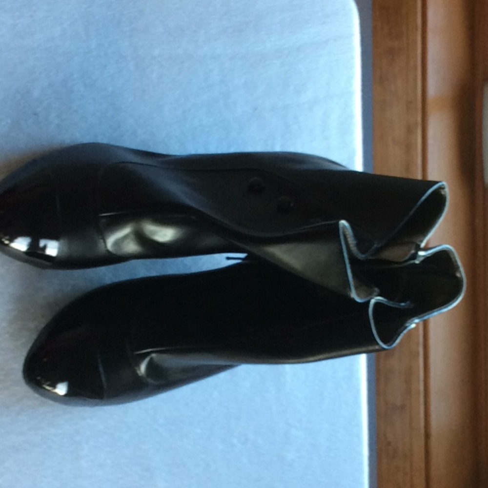 Ankle boots